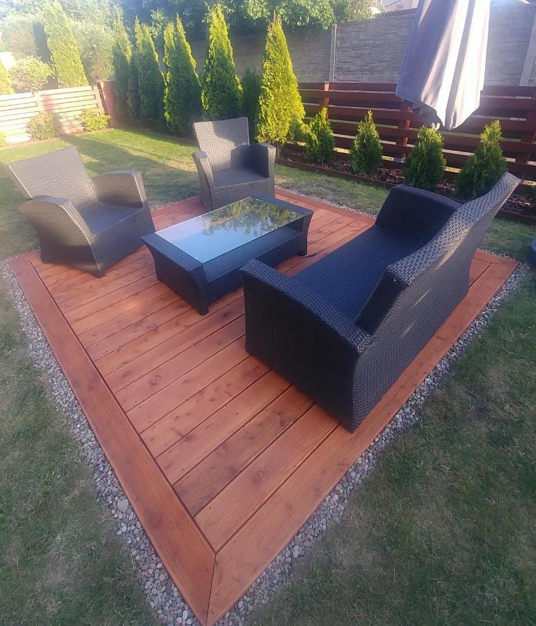 Apartament Jantar Z Ogrodem Kołobrzeg Buitenkant foto